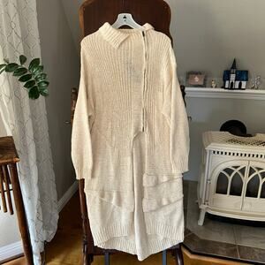 NWT CAZ knits zip front long cream color women women’s size medium sweater